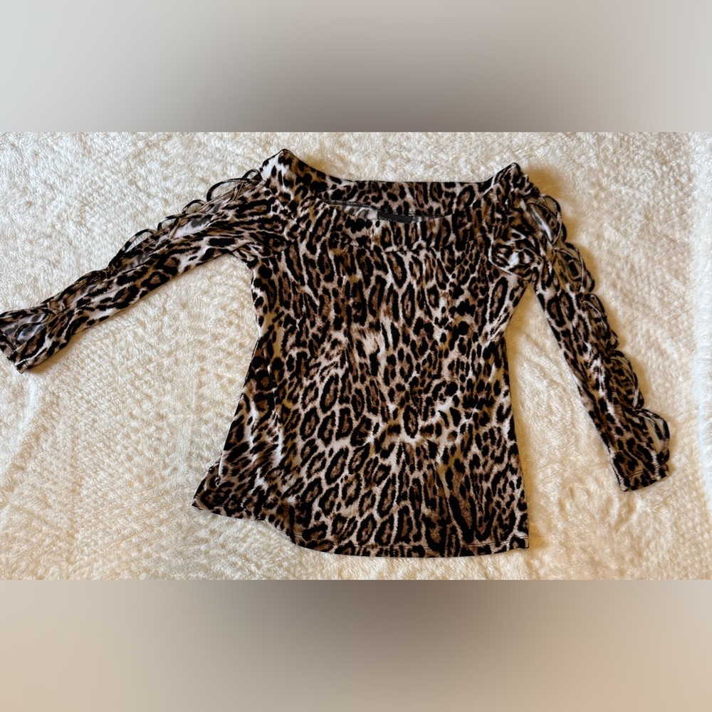 BOLD elements Leopard Print Blouse